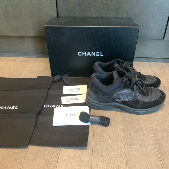 AUTHENTIC Chanel Black Calfskin & Mixed Fiber Sneakers G34360 Size 38. All black - Picture 2 of 14